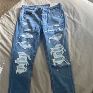 American Eagle Tomgirl Jeans